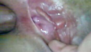 El disfraz de cachonda de Asian Coed impresiona a este falso productor xxx infieles