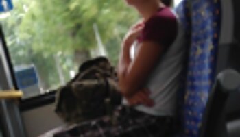 Alemán comparte novia videosdeincestos con negro desconocido