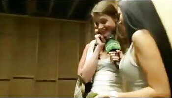 La nena de grandes tetas Ada se pone cachonda mientras la milf Diamond se une en xxx videos caseros el sexo de tres