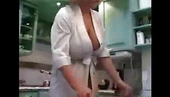 La MILF tetona Samantha 38G se folla videos pornos de mujeres infieles a un instructor de baile universitario