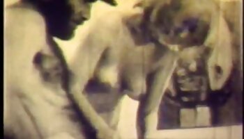 MILF checa entintada copula con un chico más joven serviprno