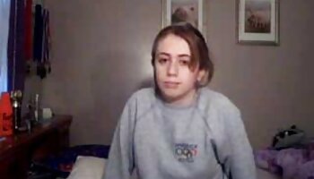 Blondie sexo en vivo xxx Dillion Carter seduce a su novio en el sofá y se la follan