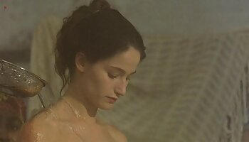 Milfs video de pornografia lesbianas disfrutando del orgasmo con vibrador OMBFUN dentro del jugoso coño mojado